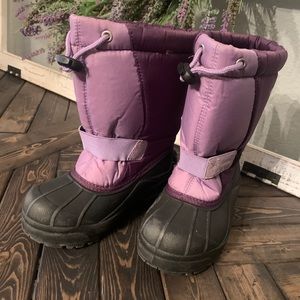 Columbia Girls snow boots size 12 purple